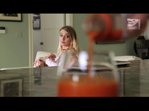 ❤️ Hot jente med store pupper og stram fitte får kuk fra taperen, men veldig hardt ☑ Pornovideo på porno no.pornolymp.ru ❌️