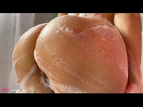 ❤️ Brunette onanerer fitte med vibrator til intens orgasme i dusjen ☑ Pornovideo på porno no.pornolymp.ru ❌️